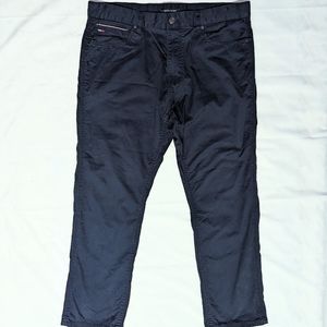 Mens Tommy Hilfiger 36/30 flex flat front chino pants 5 pockets logo embroidery